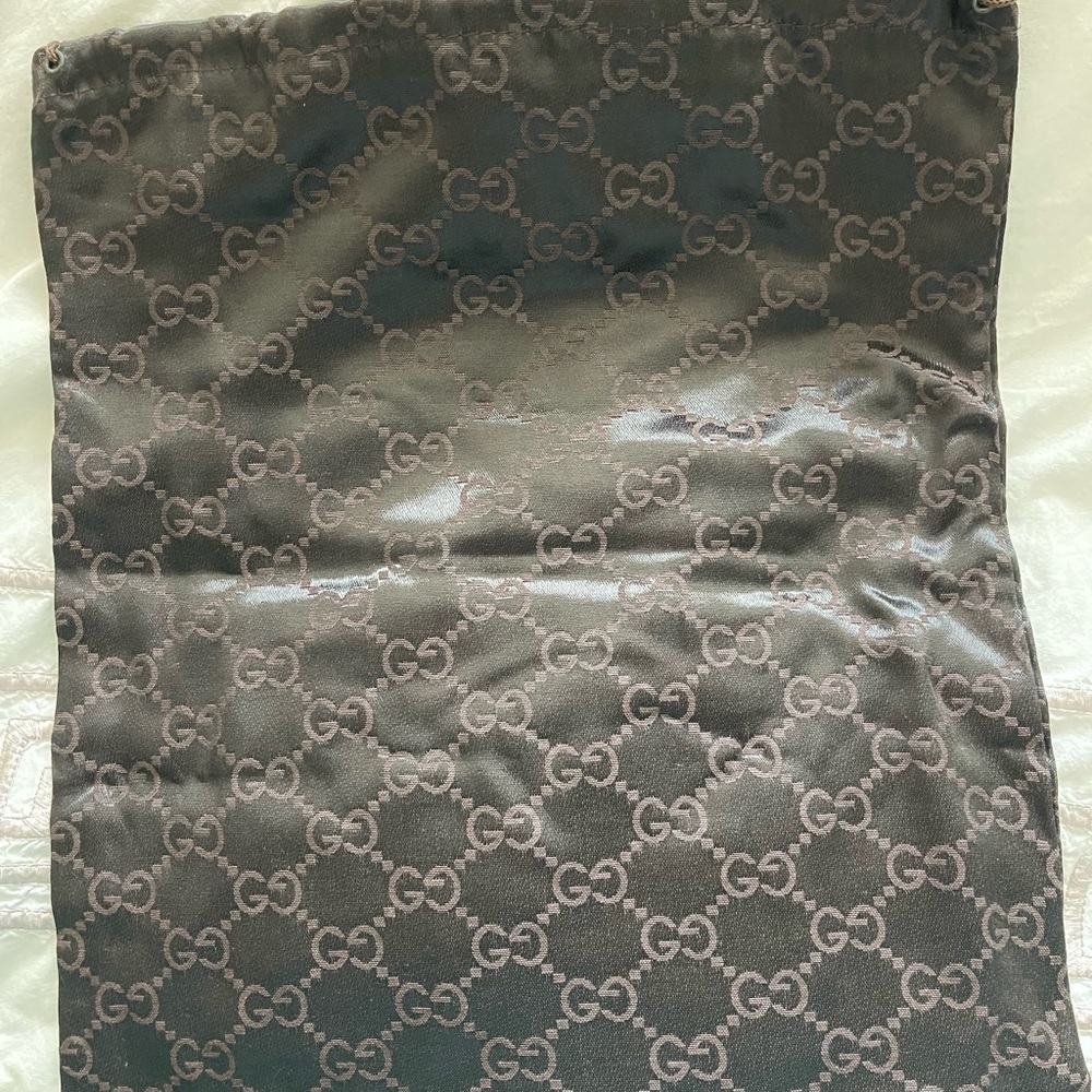 Gucci shoe/purse cover Authentic